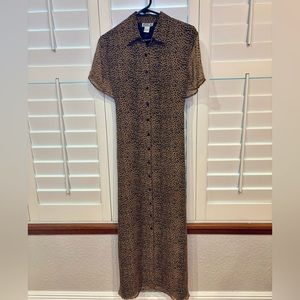 Robbie Bee Vintage 90s Silk Leopard Print Short Sleeve Button down Maxi Dress